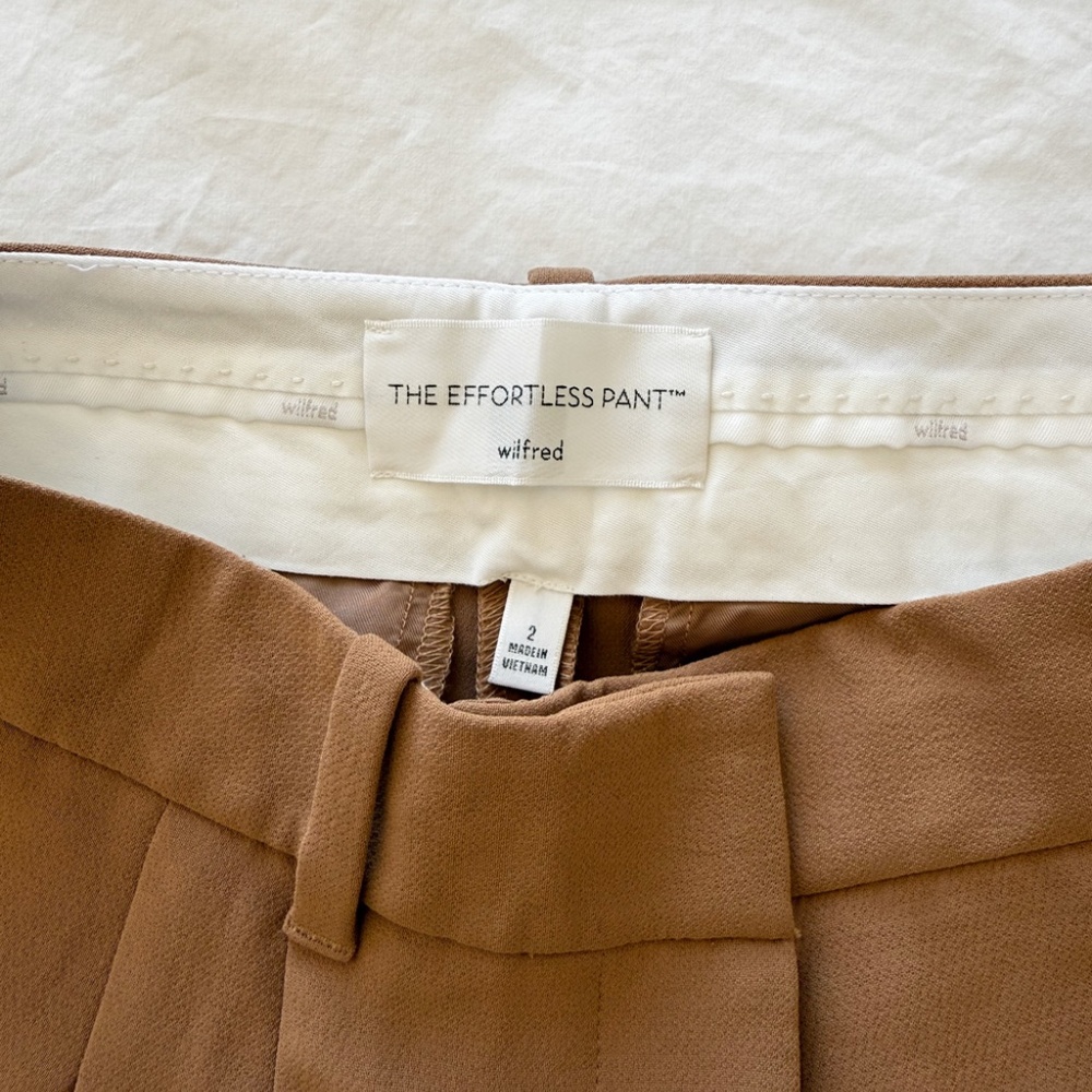 Aritzia The Effortless Pant NWOT (Size 2, Saville) - Picture 7 of 7